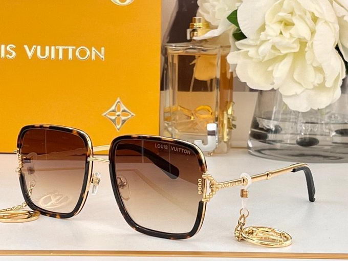 Louis Vuitton Sunglasses ID:20230516-189